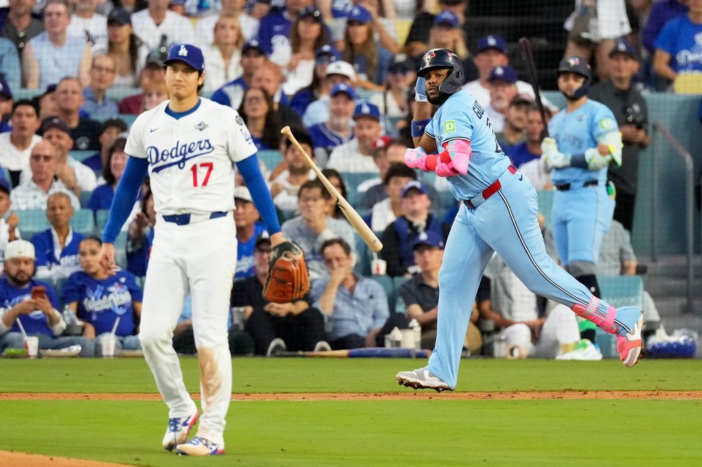 Toronto Blue Jays’ Vladimir Guerrero Jr. hits two-run home run off Los Angeles Dodgers pitcher Shohei Ohtani during the third inning in Game 4 of baseball’s World Series, Tuesday, Oct. 28, 2025, in Los Angeles.